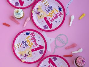 "Happy Birthday" Tabaklar