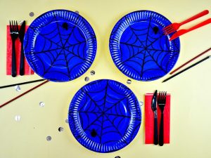 Örümcek Adam Tabaklar