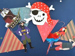 Korsan Figürlü Dekoratif Parti Bayrakları