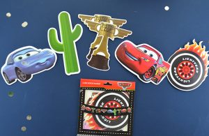 Cars Figürlü Dekoratif Bayraklar