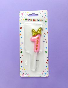 1 Yaş Mum Pembe Fiyonklu