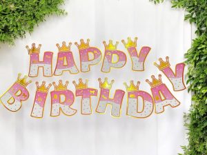 Pembe Happy Birthday Bayrak