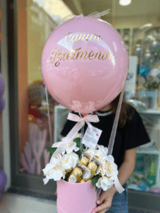 Pembe Çiçek ve Çikolata Detaylı Şık Bubbles Kutu